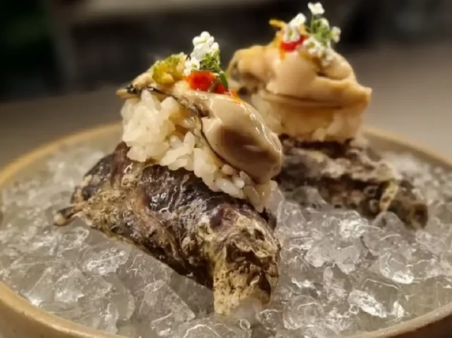 ארוחת אומקסה במסעדת a של שף יובל בן נריה