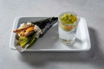 ארוחת טעימות יפנית-ישראלית ביפו תל אביב עם שף מידן סיבוני