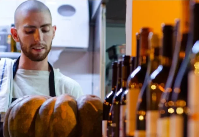 מסעדת בר ים בעיר התחתית בחיפה