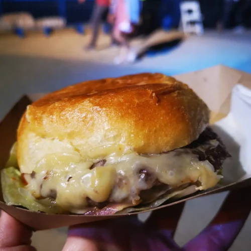 ההמבורגר של אהרוני בפסטיבל האוכל של תל אביב