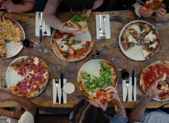 נטפליקס מציגה - שולחן השף: פיצה