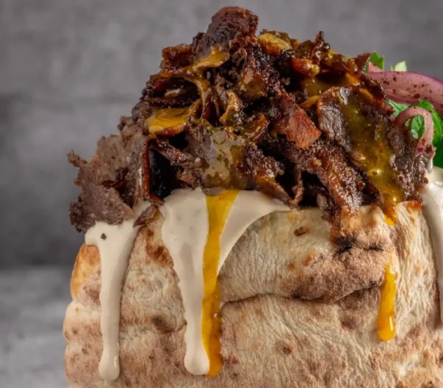 אביהו שווארמה - דונר פרימיום בלב רחובות