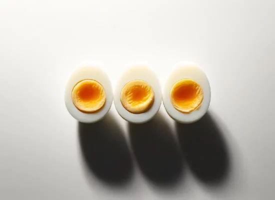 מדריך: כמה זמן מבשלים ביצה קשה