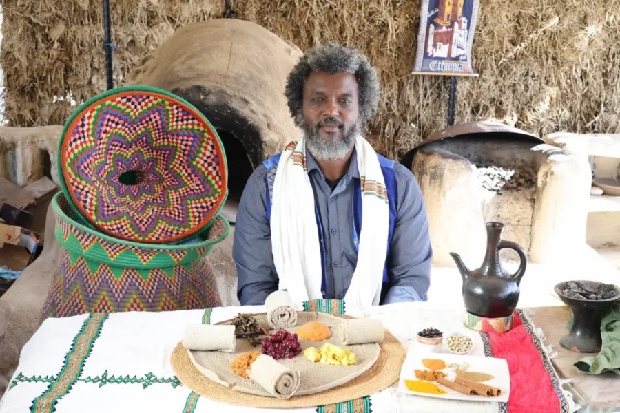 סעודה אתיופית בפסטיבל האוכל הכפרי במטה יהודה