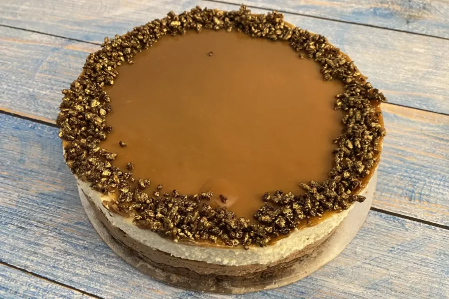 עוגת טופי קראנץ' של ביסקוטי - פסח 2023