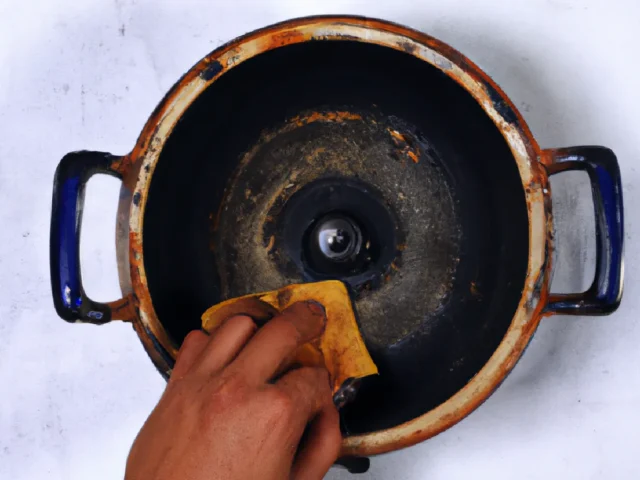 איך לנקות סיר שרוף בקלות