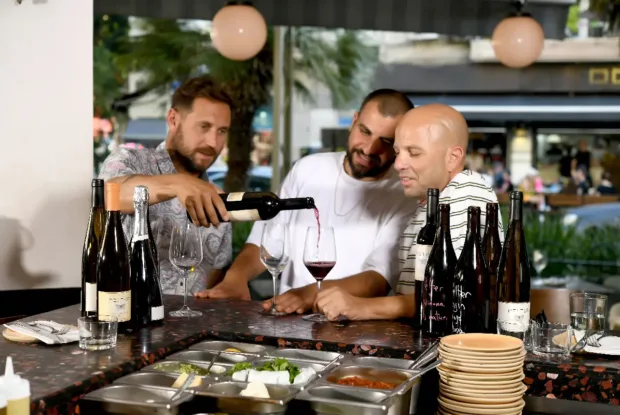וינונה פוראבר של שף אביתר מלכה חוגגת שנה עם ספיישל יין וינונה פוראבר של שף אביתר מלכה חוגגת שנה עם ספיישל יין