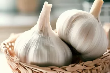 10 מאכלים שאסור לשמור במקרר