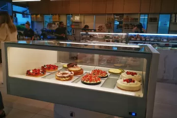 ערן שוורצברד פטיסרי בולנז'רי בשרונה מרקט