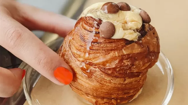 קראפין של Leaven Patisserie
