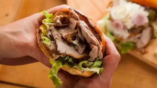 ספיישל סנדוויצ'ים במסעדת מלגו ומלבר ליום העצמאות