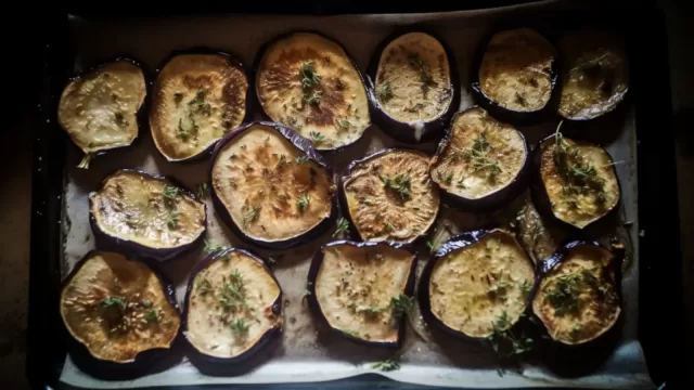 חצילים בתנור קלאסיים